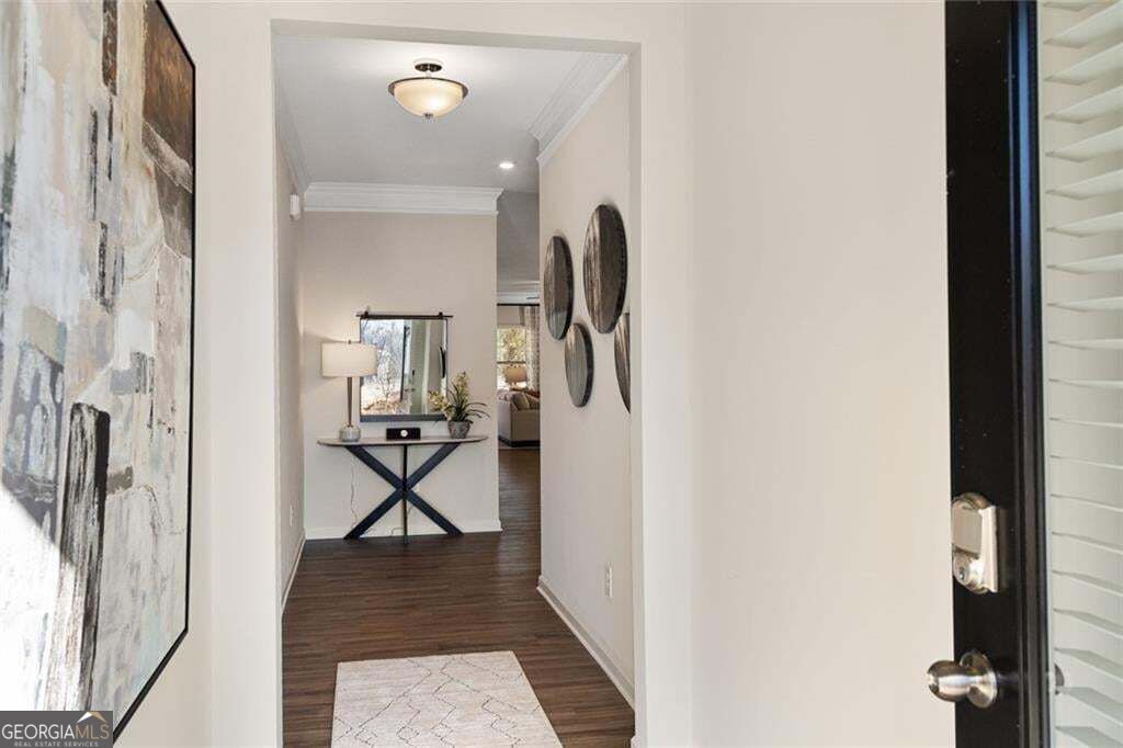 712 Sinclair Lane Property Photo 2