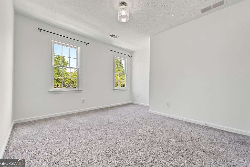 104 Shane Way Se Property Photo 28