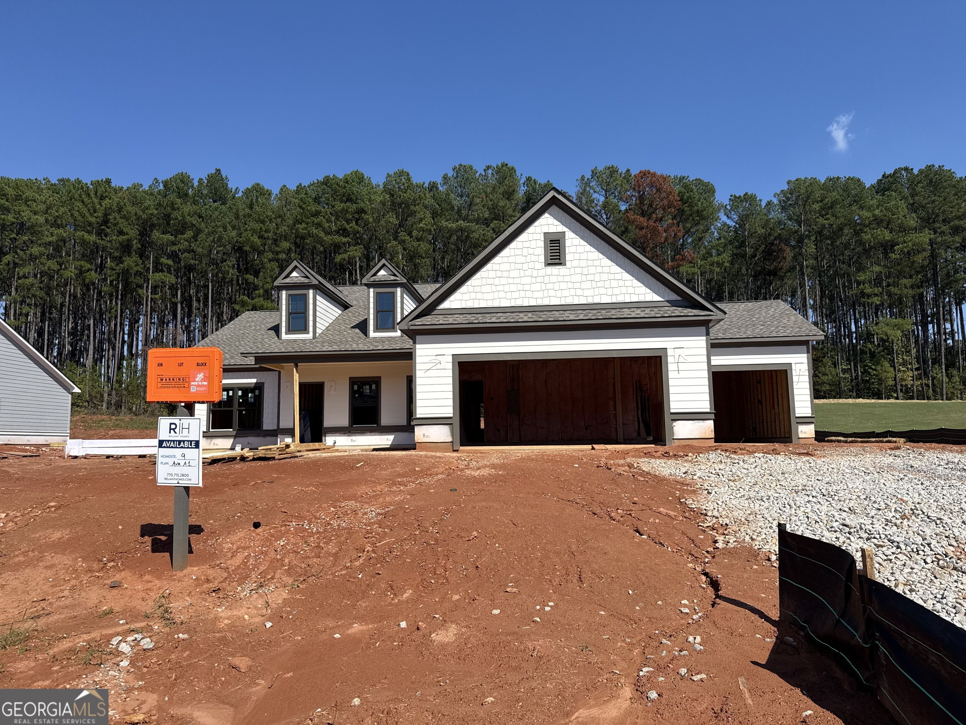 292 Weslyn Drive Property Photo 1