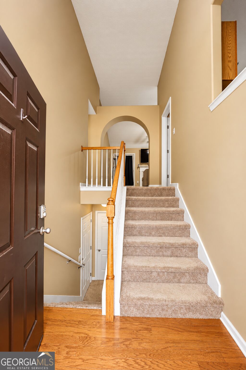 769 Mesa Road Property Photo 2