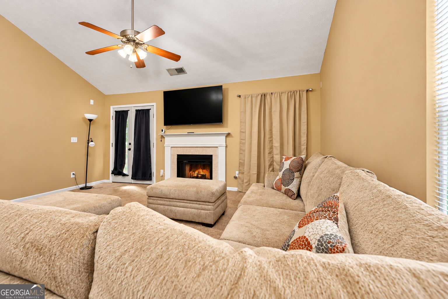 769 Mesa Road Property Photo 4