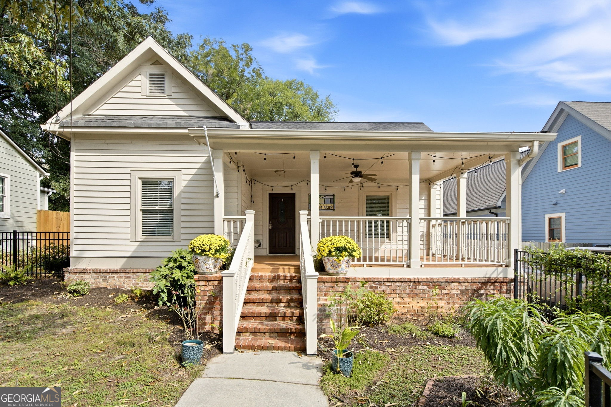 743 Bonnie Brae Avenue Sw Property Photo 2
