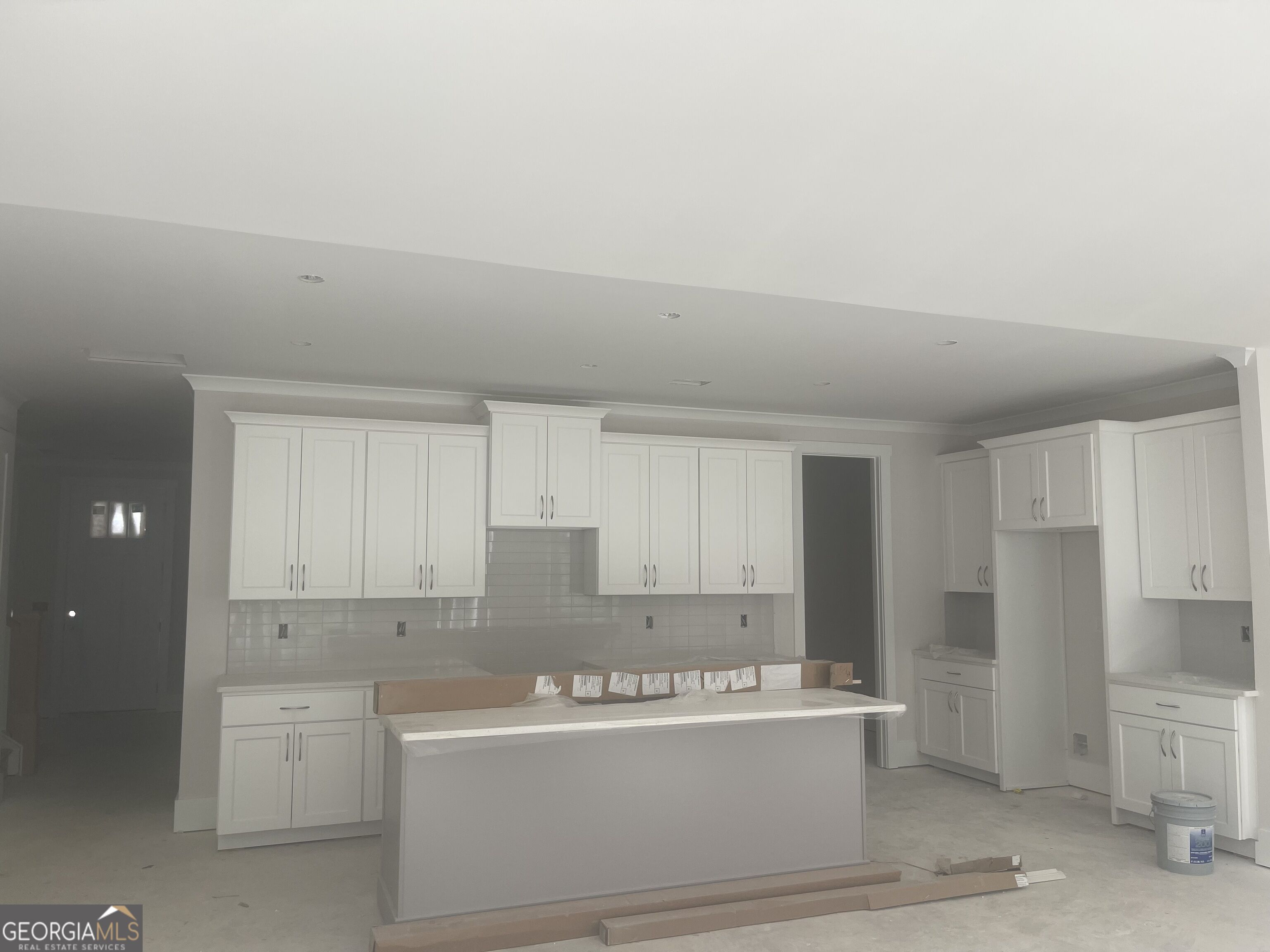 305 Willow Cove Property Photo 2