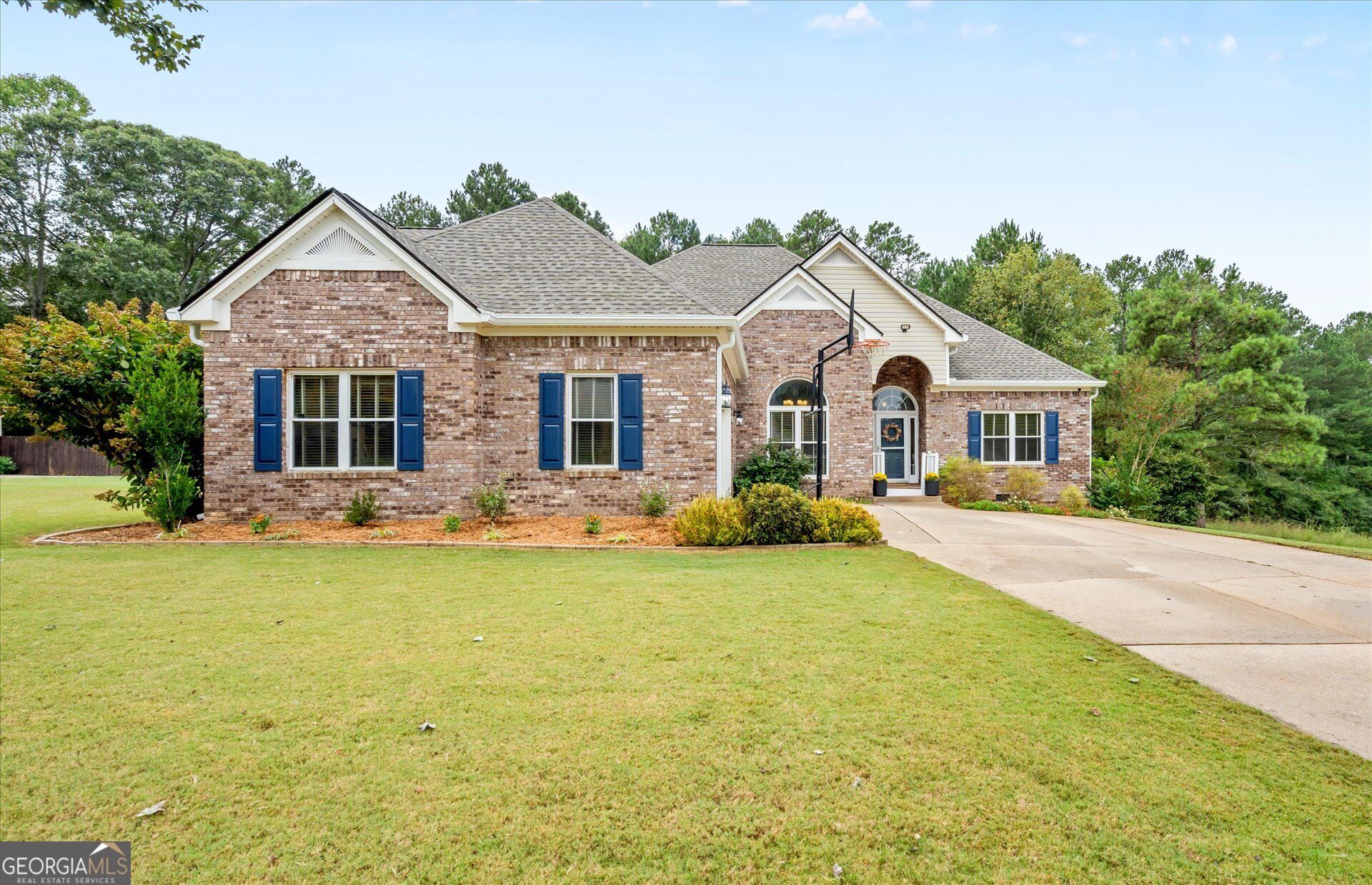5025 Starla Lane Property Photo 1