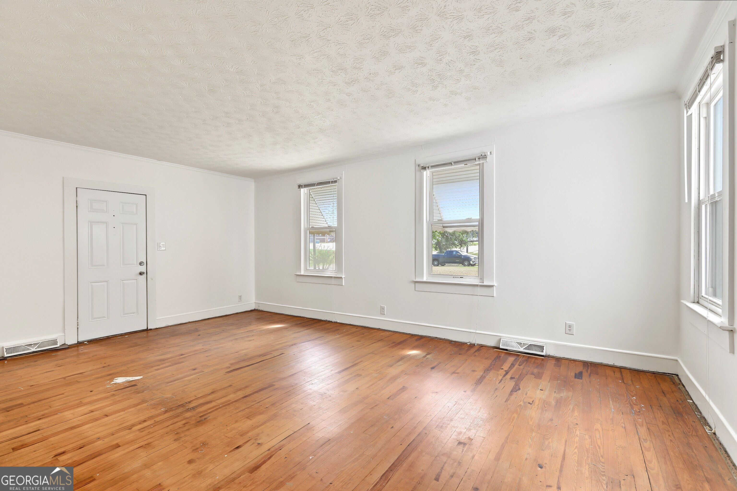 7 Georgia Avenue Property Photo 5
