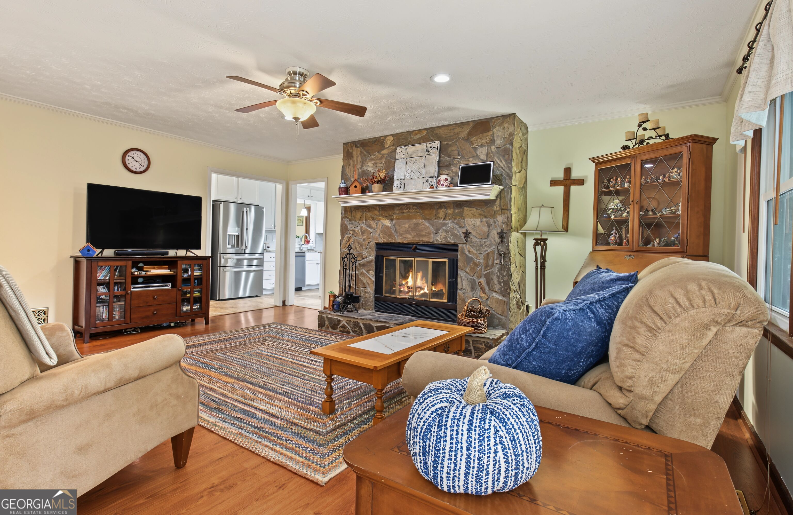 100 Hillside Drive Property Photo 17