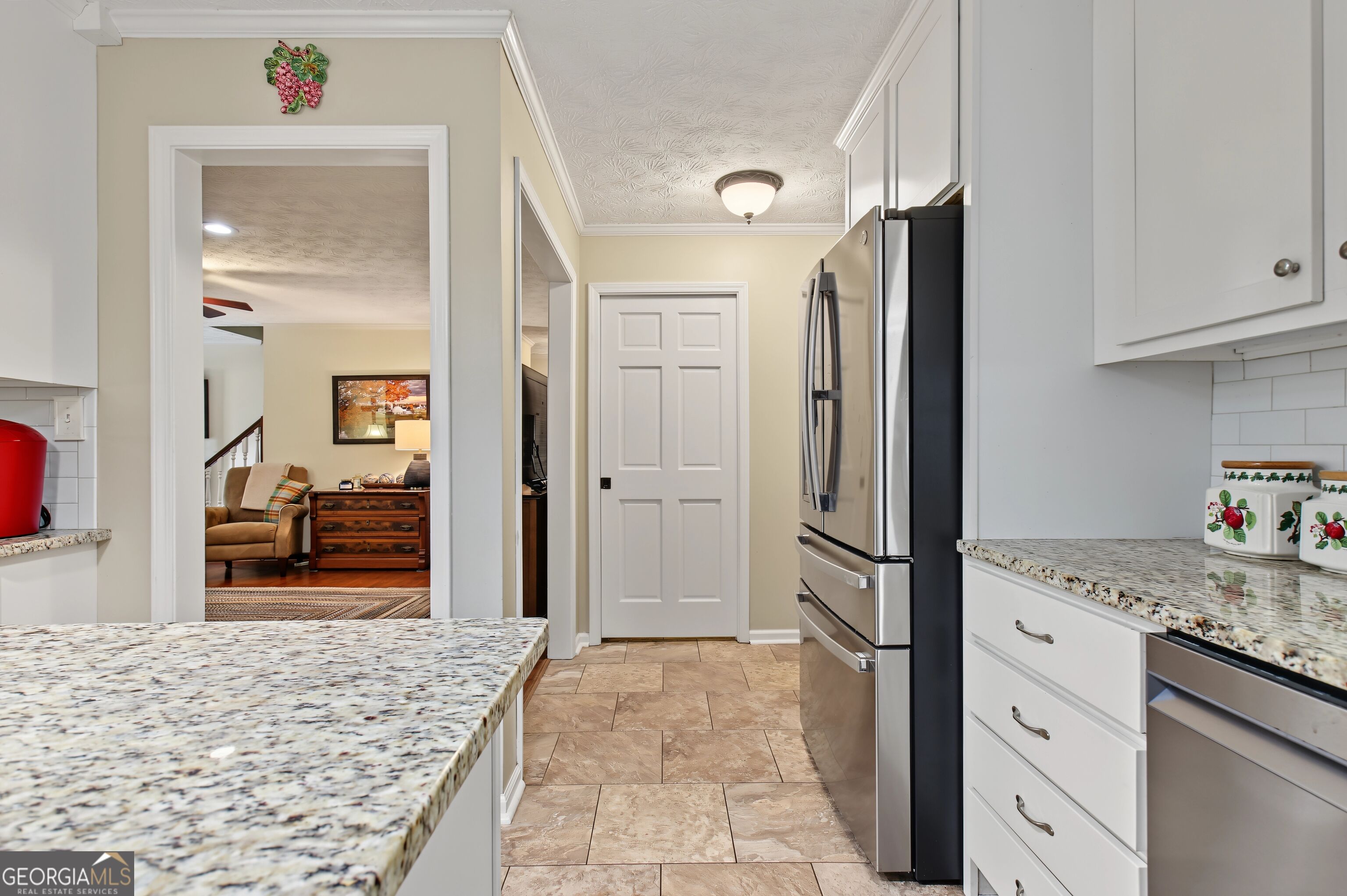 100 Hillside Drive Property Photo 29
