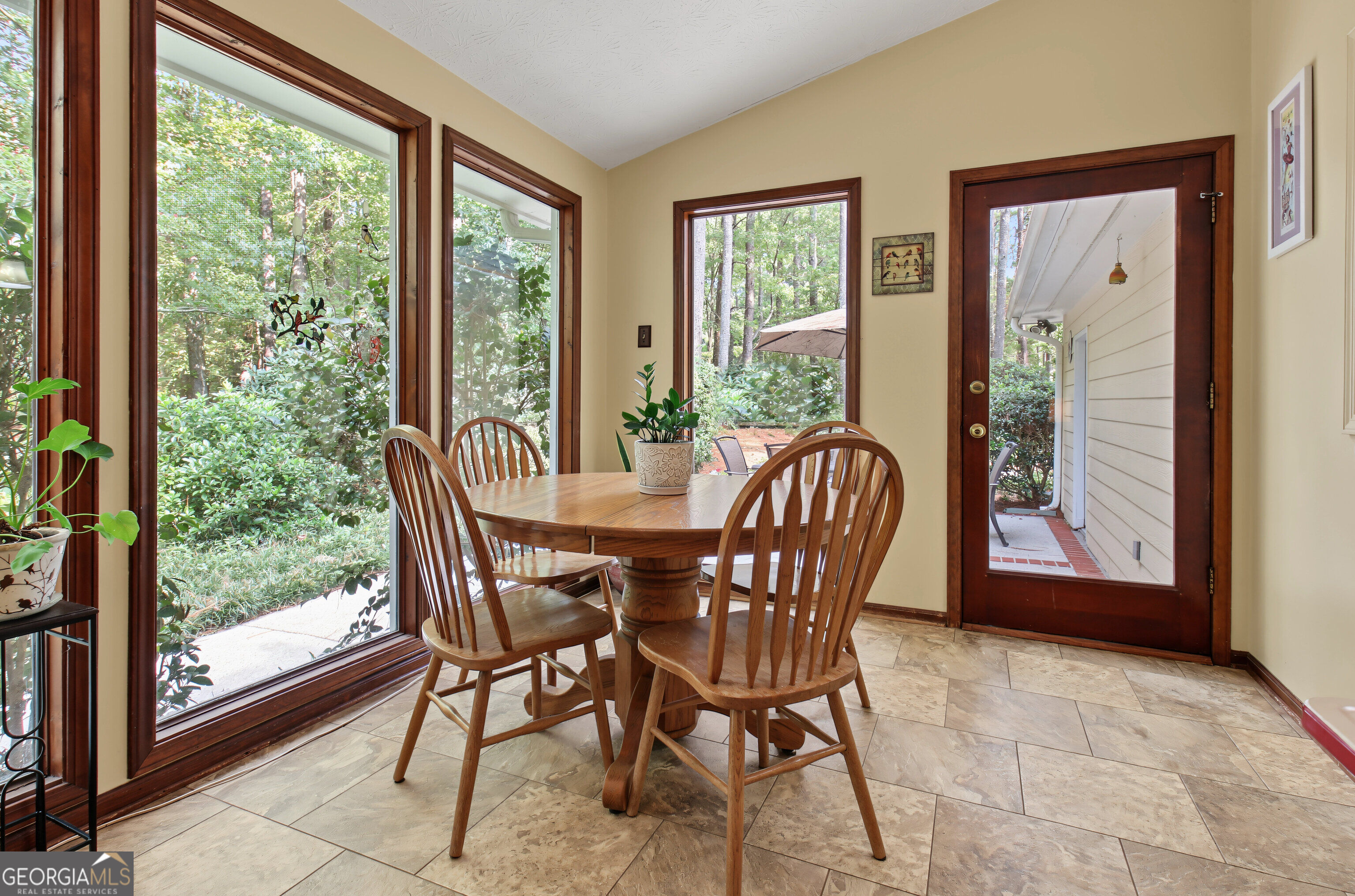 100 Hillside Drive Property Photo 30