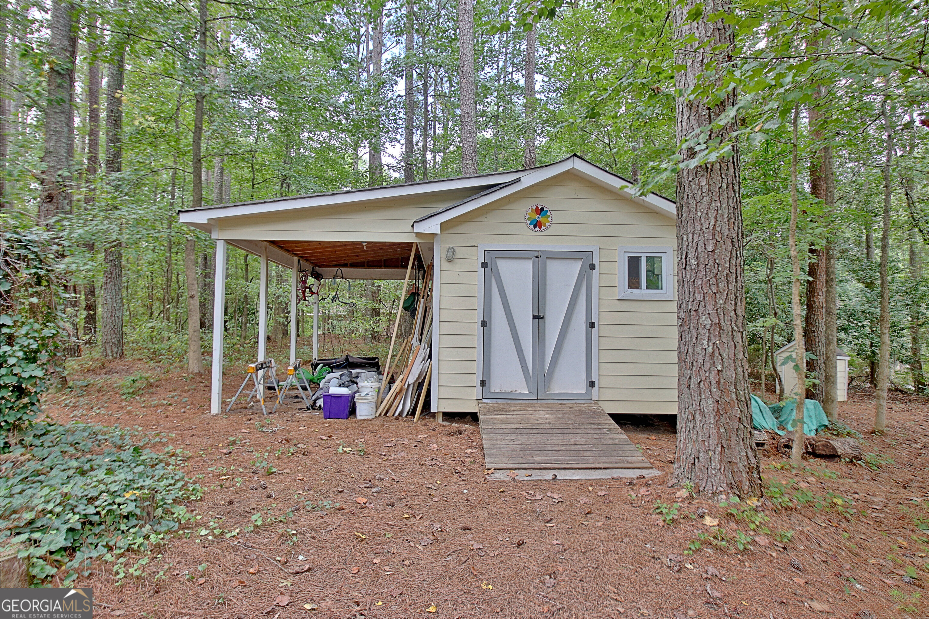 100 Hillside Drive Property Photo 73