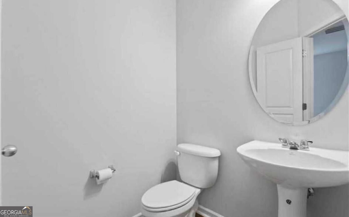 1251 Rockfield Circl Property Photo 5