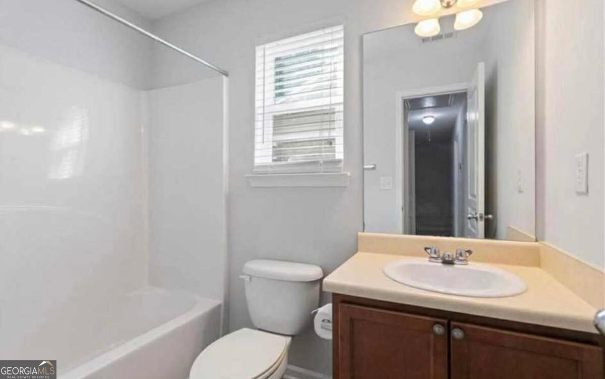 1251 Rockfield Circl Property Photo 8