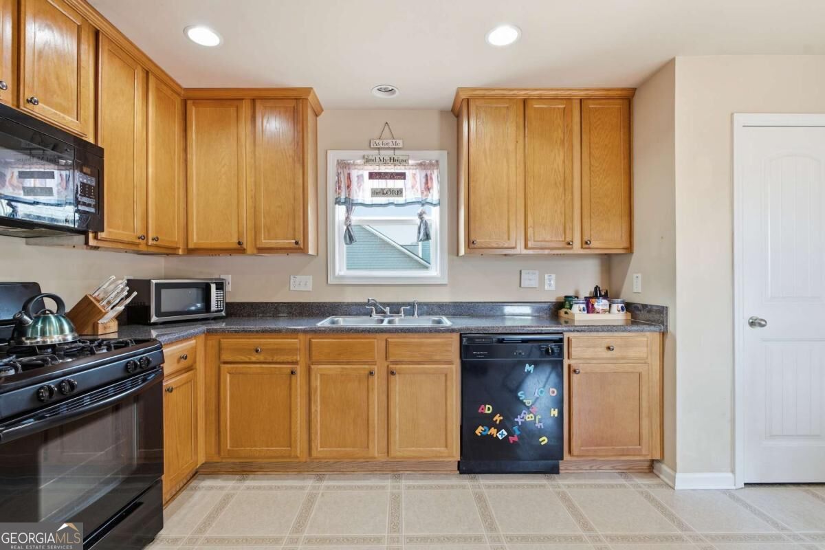 50 Ferguson Drive Property Photo 16