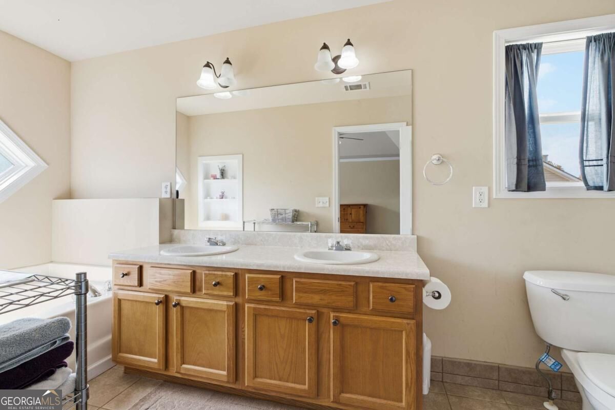 50 Ferguson Drive Property Photo 23