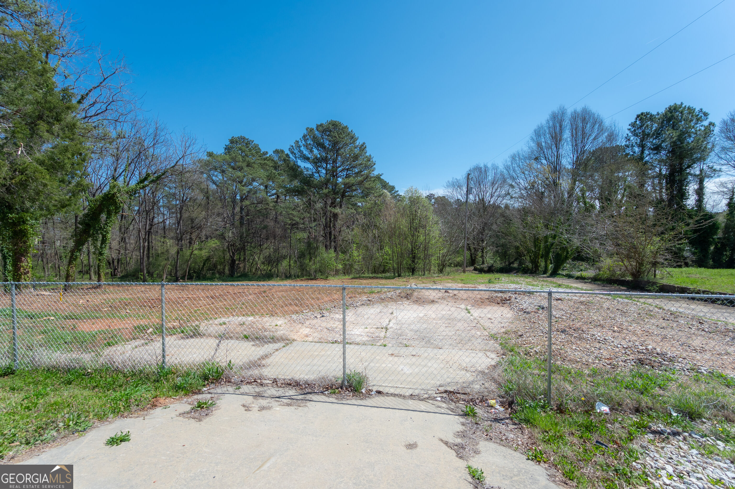 4379 Austell Road Property Photo 10