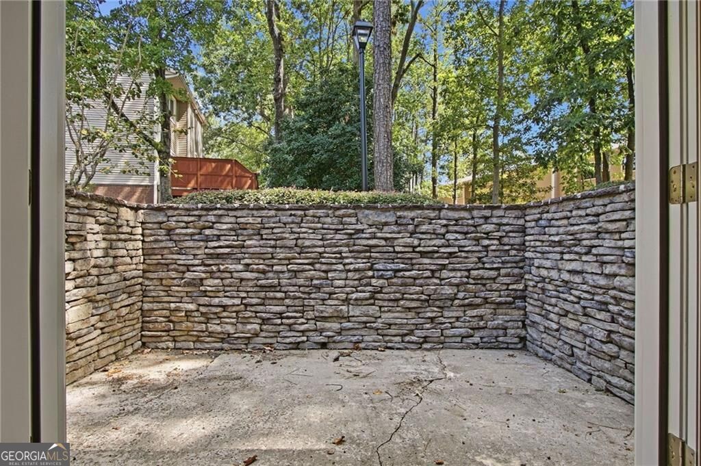 64 Basswood Circle Property Photo 4