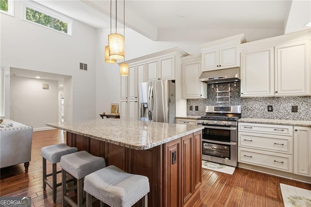 64 Basswood Circle Property Photo 6