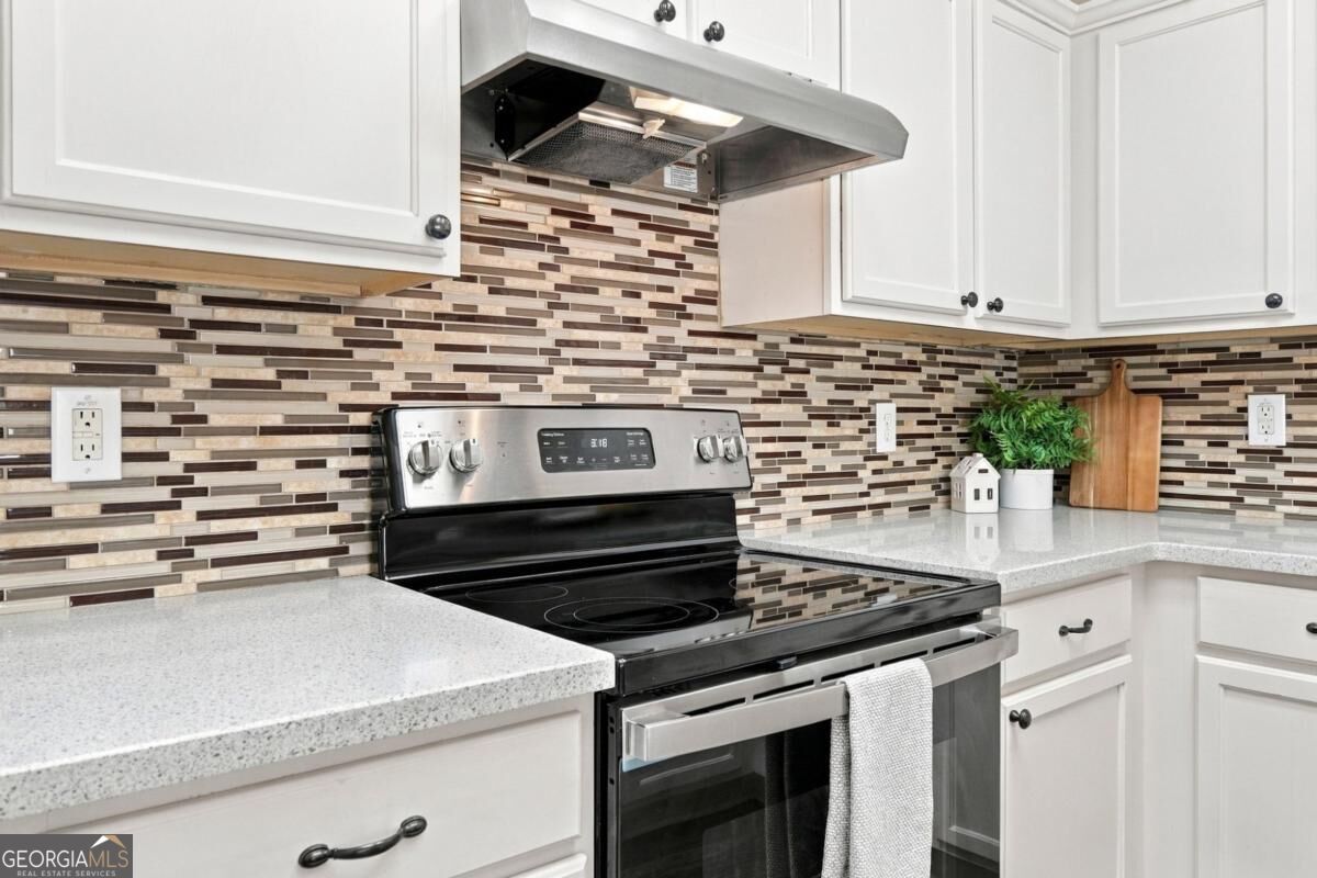 204 Rose Cottage Drive Property Photo 14