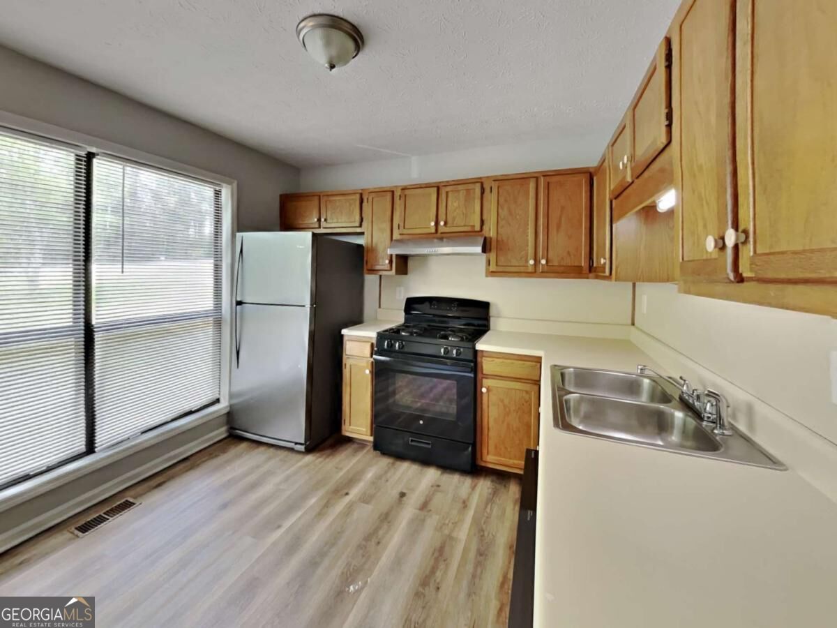2664 Bomar Road Property Photo 2