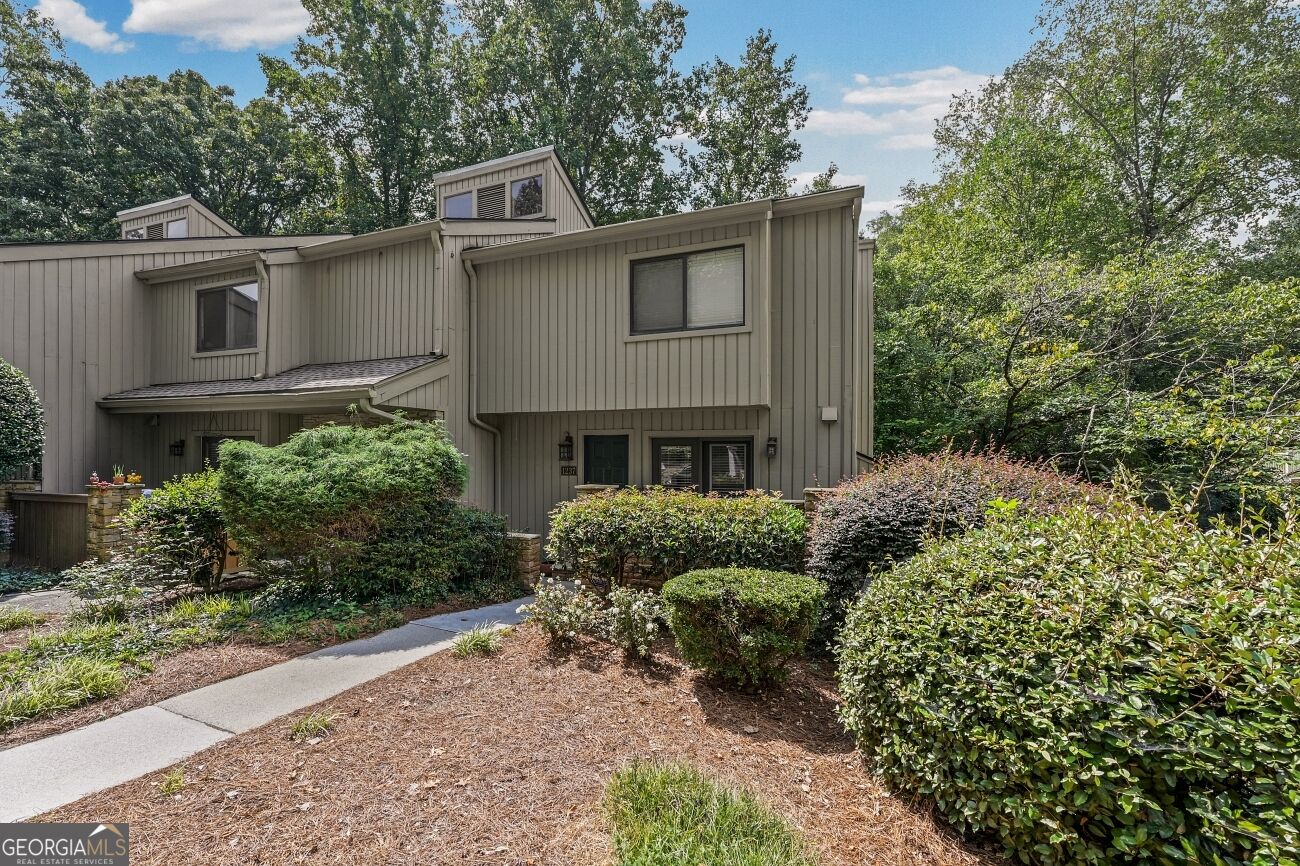 1237 Druid Knoll Drive Ne Property Photo 2