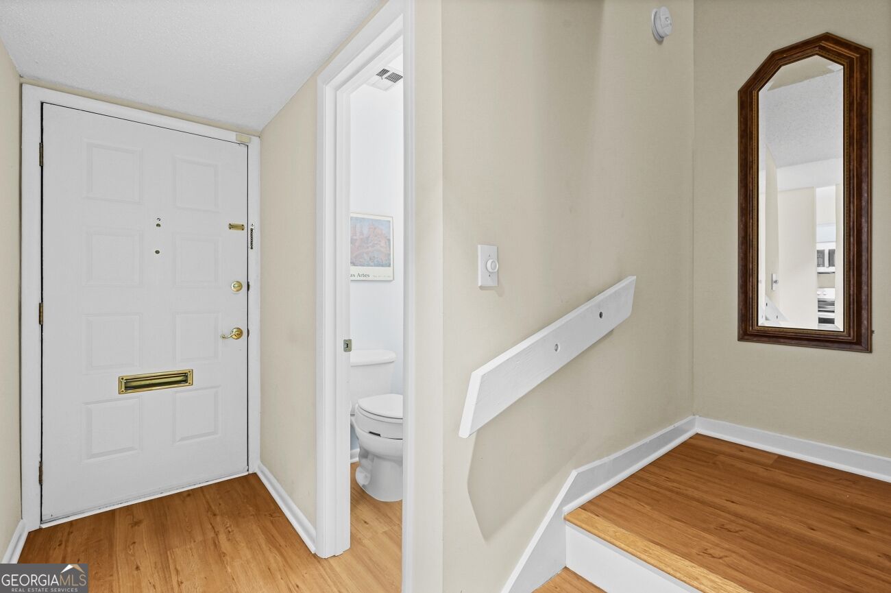 1237 Druid Knoll Drive Ne Property Photo 3