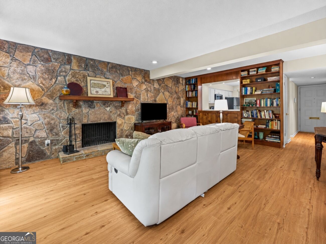 1237 Druid Knoll Drive Ne Property Photo 5