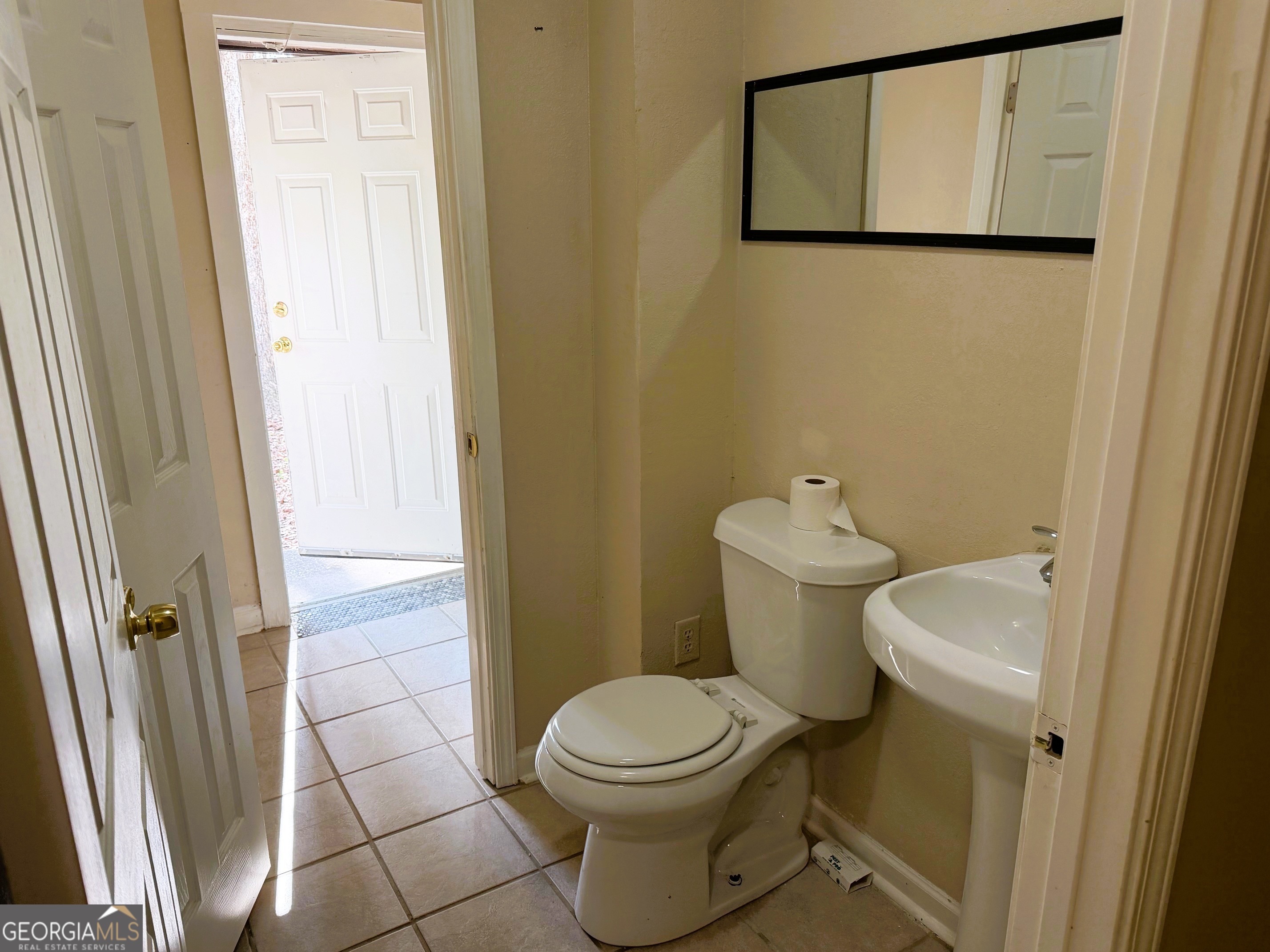 1345 Labelle Street Property Photo 30