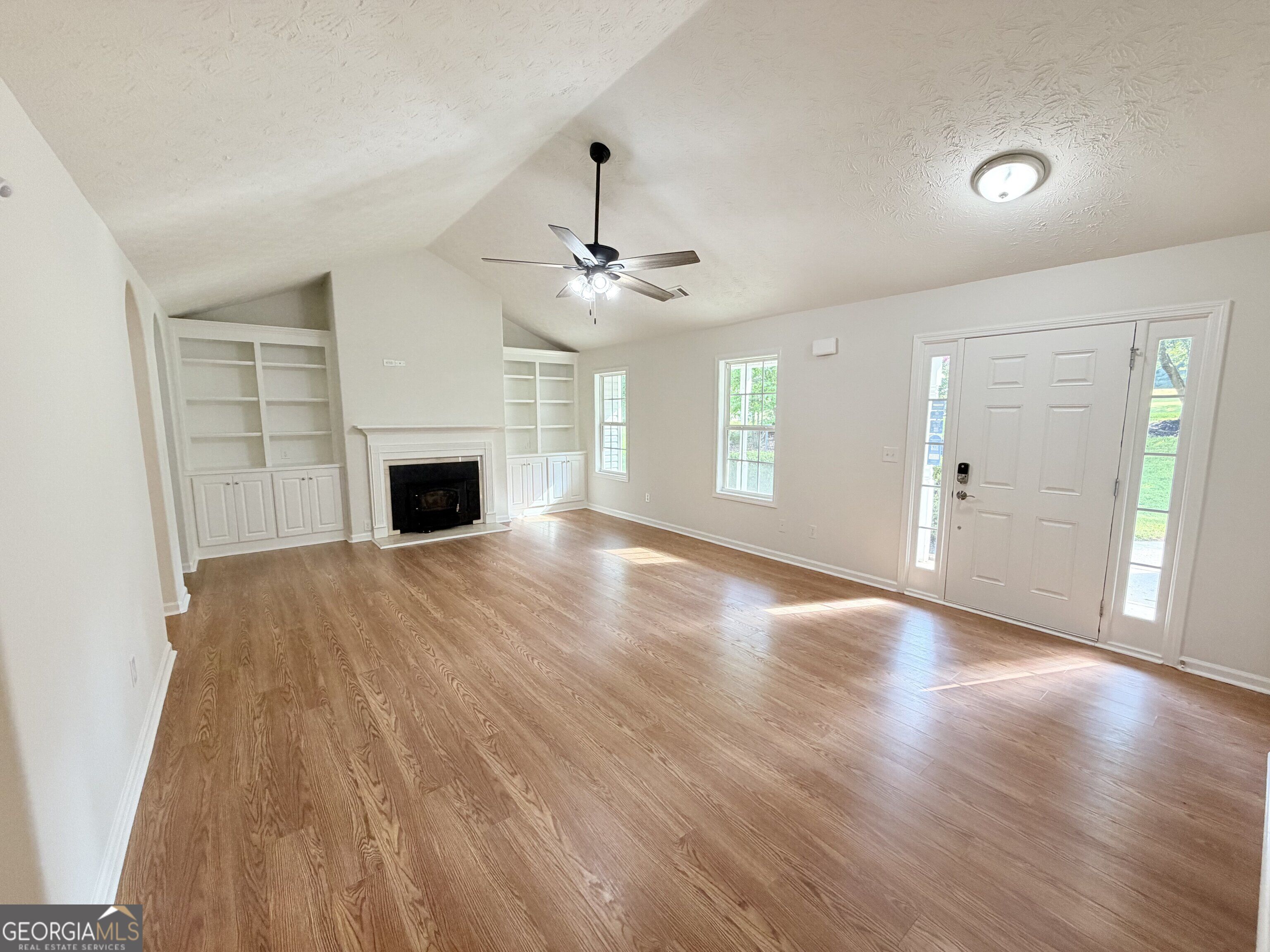 112 Platte Street Property Photo 6