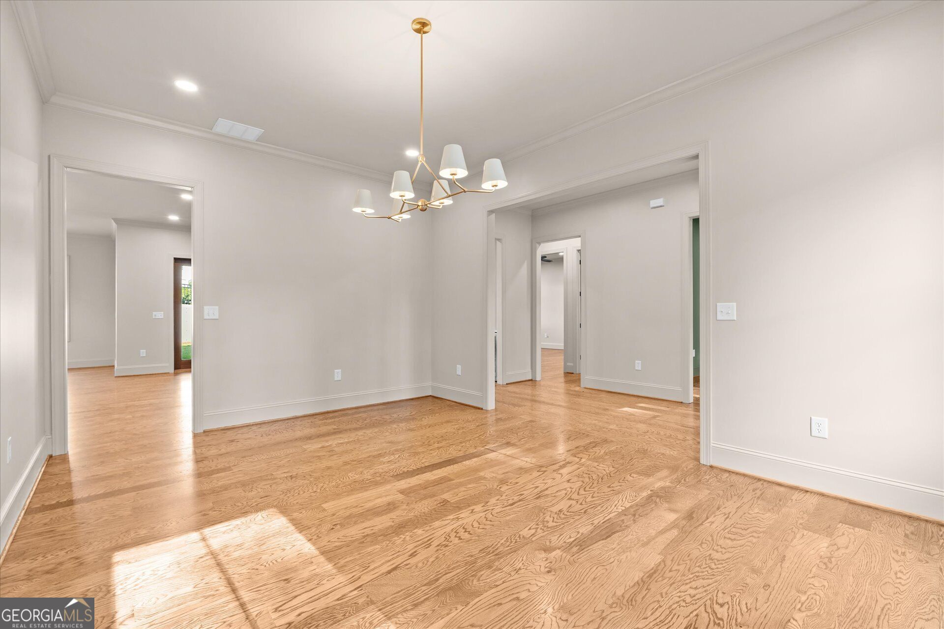 111 Sunset Boulevard Property Photo 11