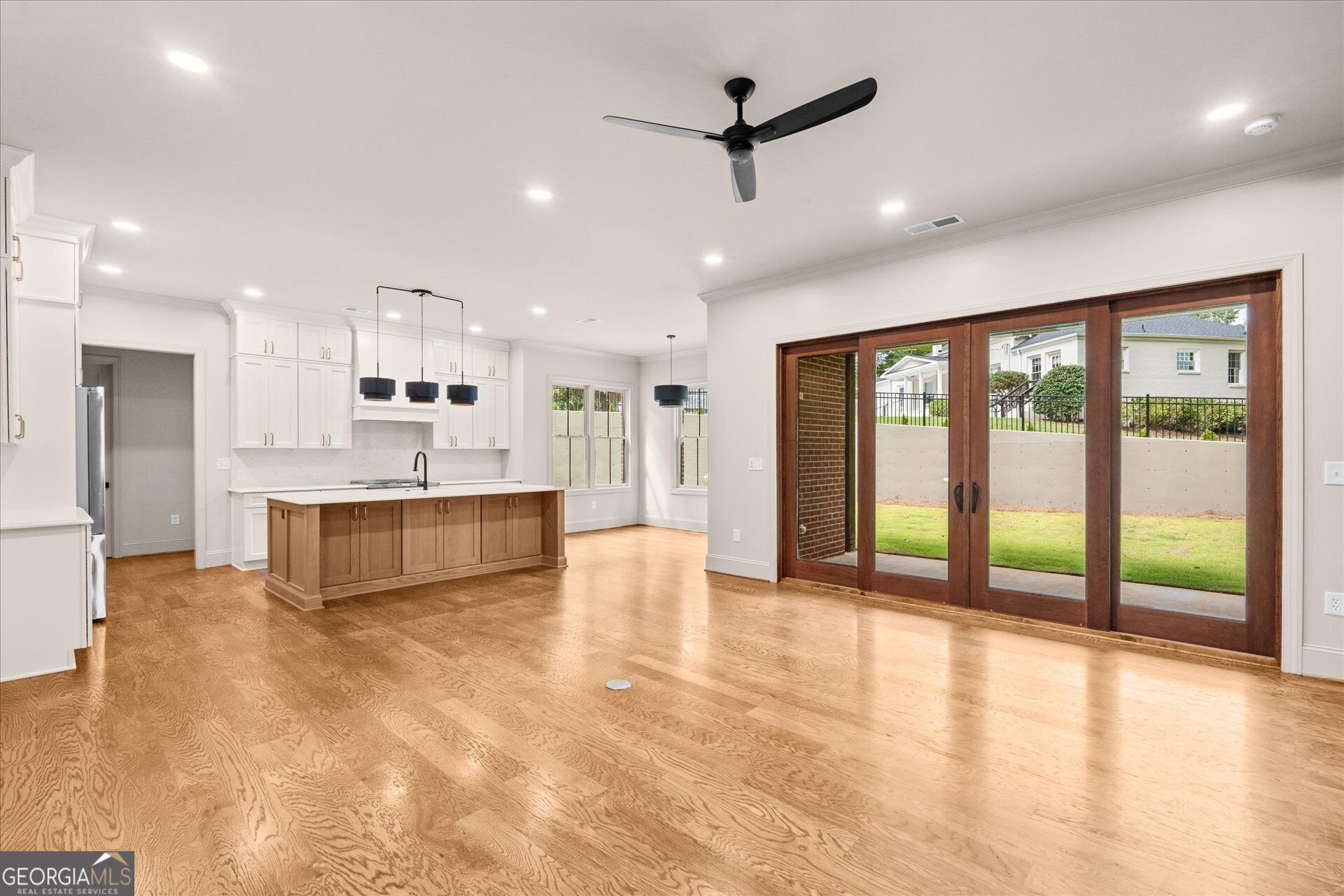 111 Sunset Boulevard Property Photo 20