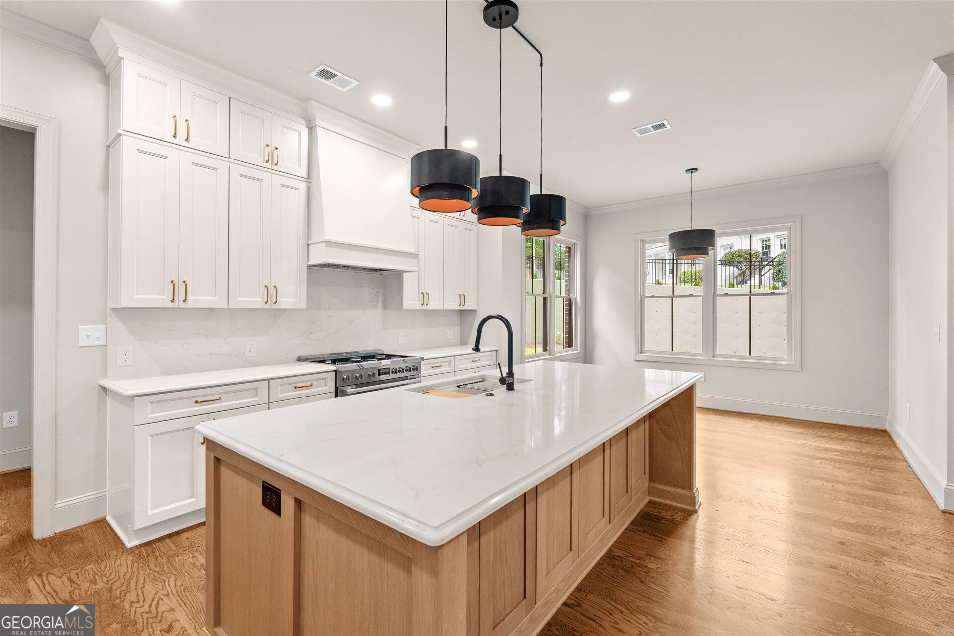 111 Sunset Boulevard Property Photo 25