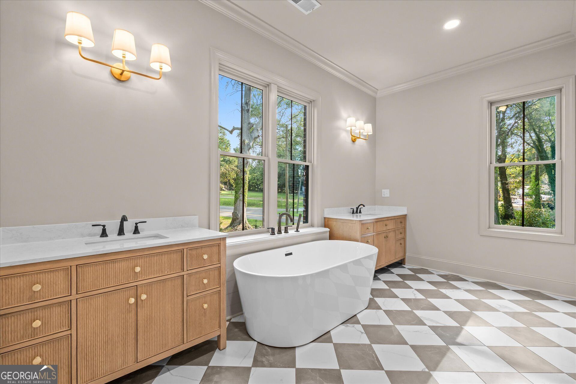 111 Sunset Boulevard Property Photo 34