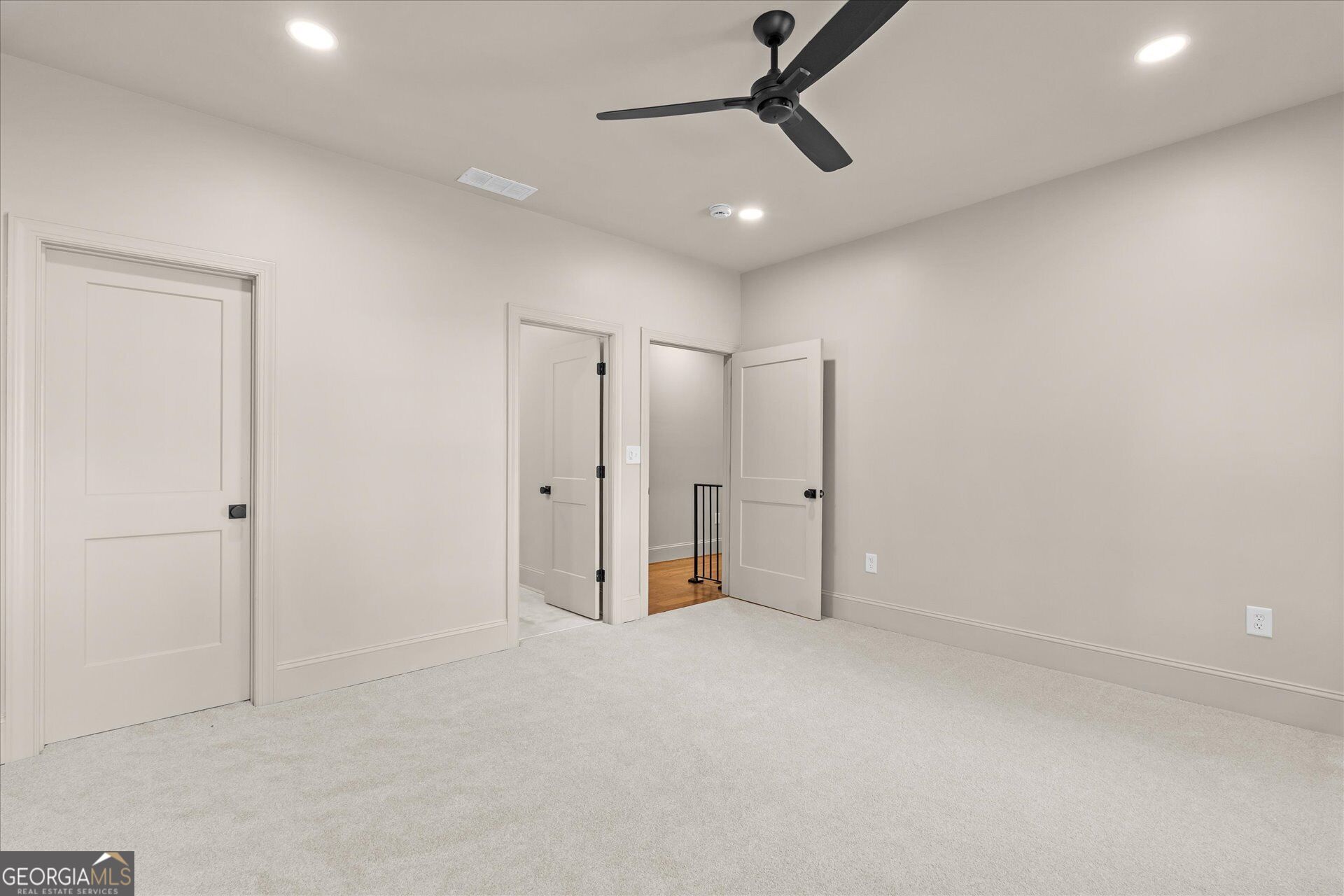 111 Sunset Boulevard Property Photo 39