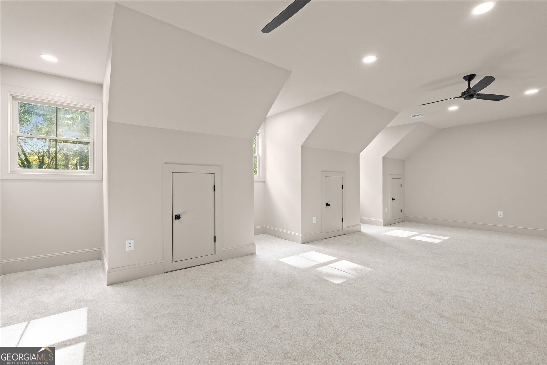111 Sunset Boulevard Property Photo 46