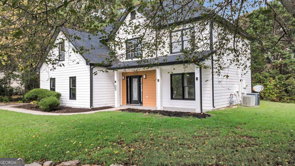 1615 Burnt Oak Way Property Photo 4