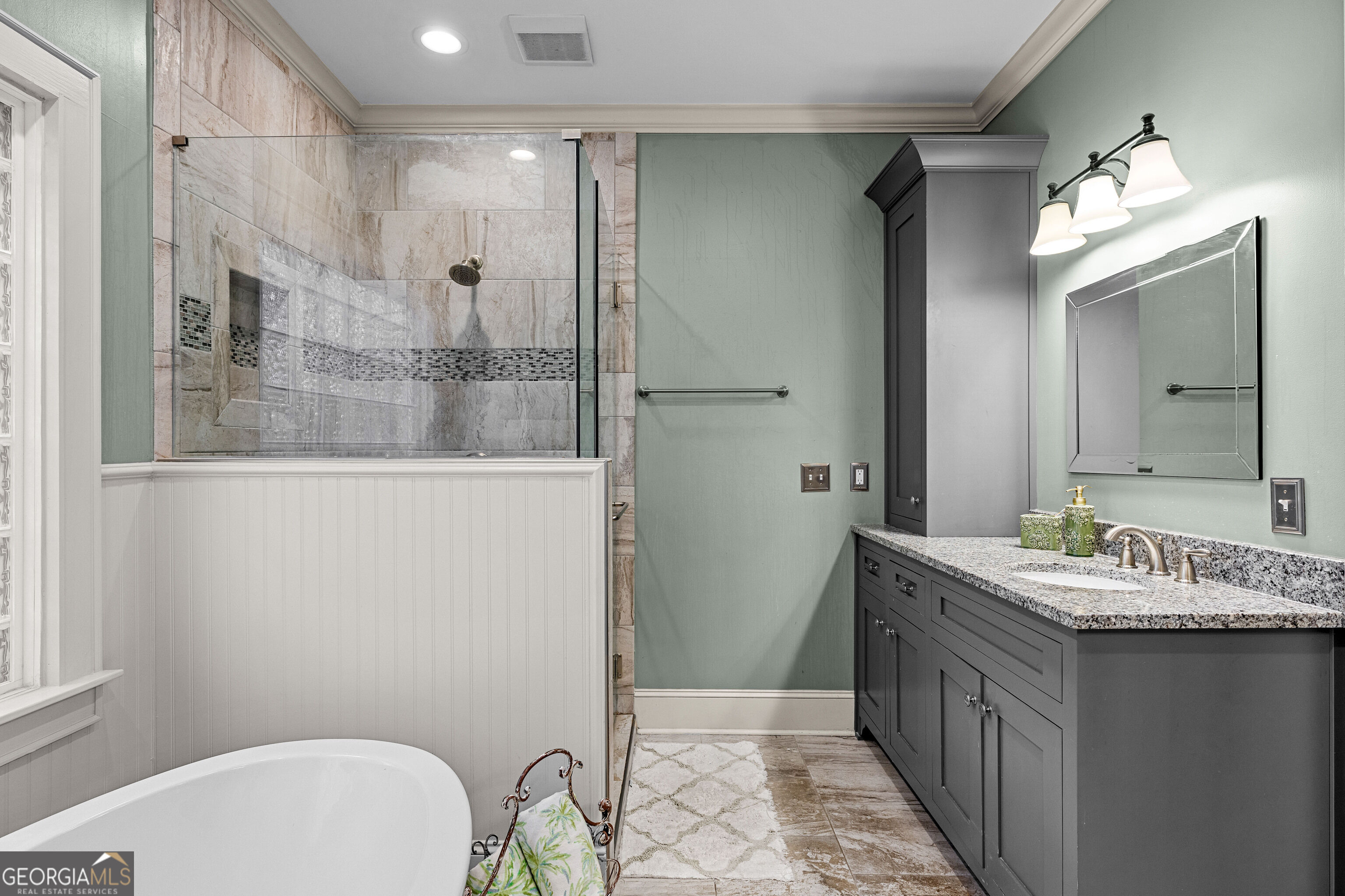 65 Highlands Point Property Photo 32