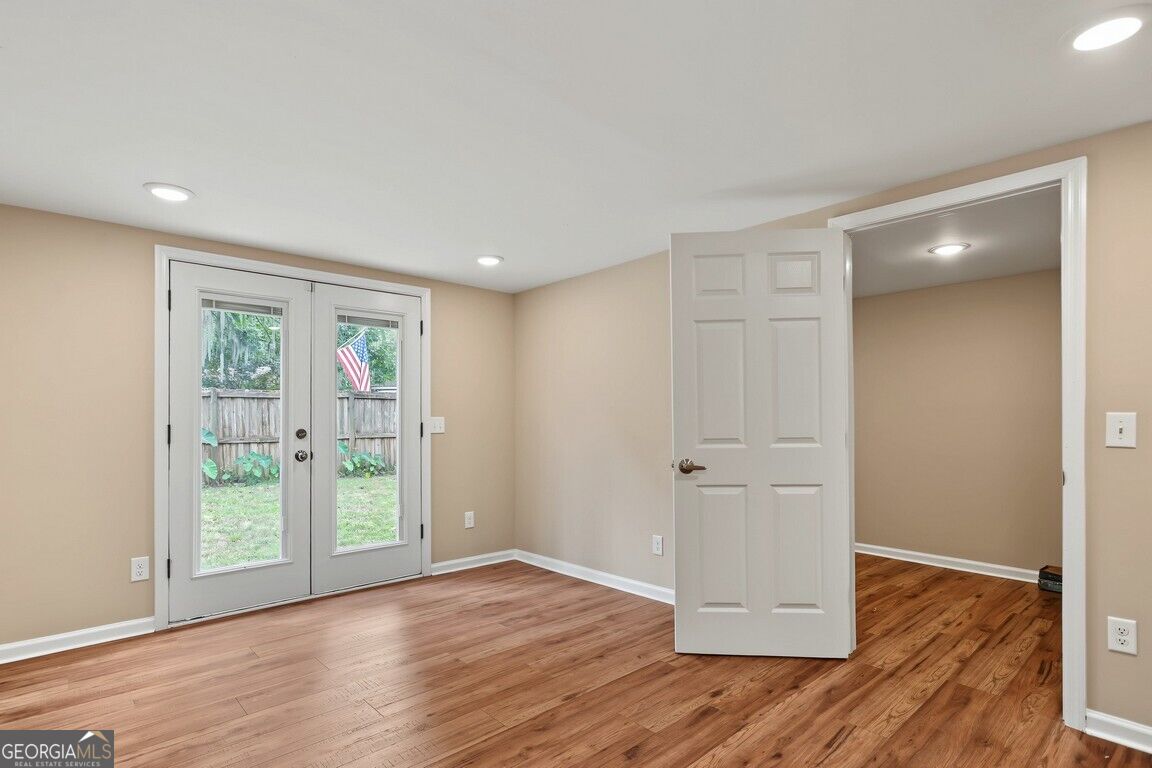 605 Lee Boulevard Property Photo 16