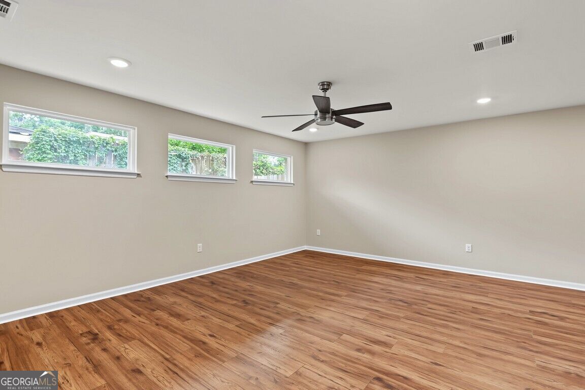 605 Lee Boulevard Property Photo 20