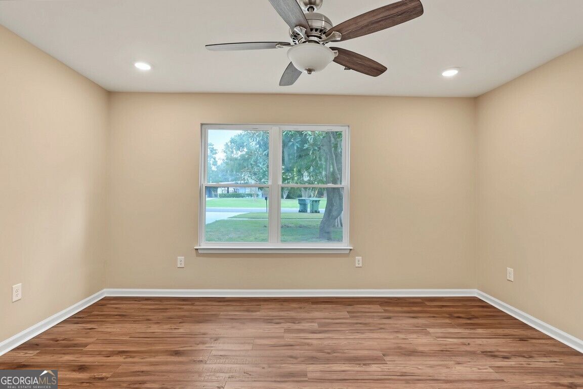 605 Lee Boulevard Property Photo 30