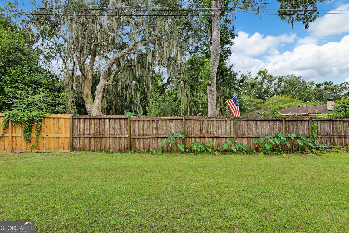 605 Lee Boulevard Property Photo 44
