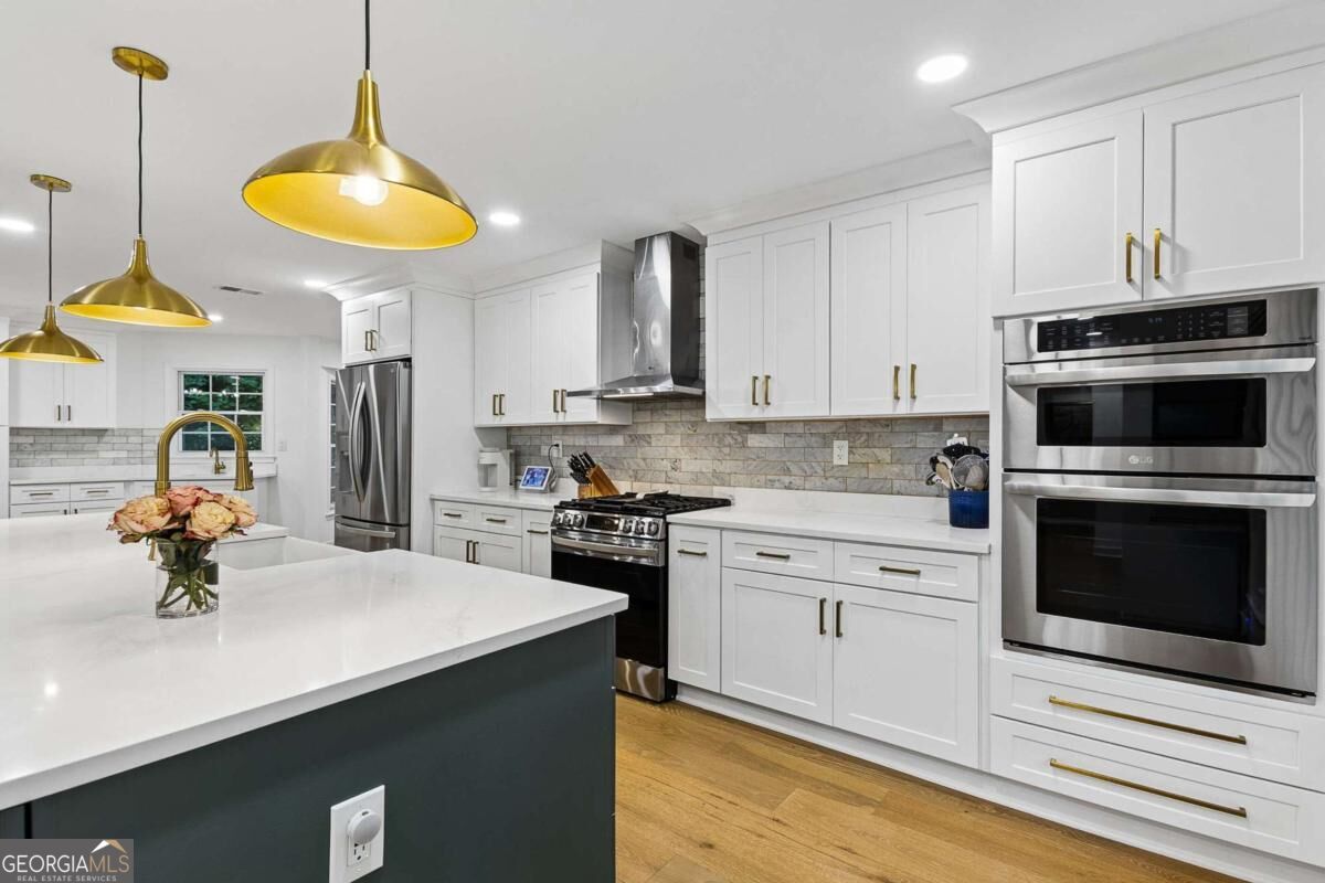 2658 Chimney Springs Drive Property Photo 15