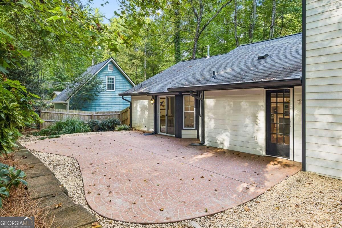 2658 Chimney Springs Drive Property Photo 40