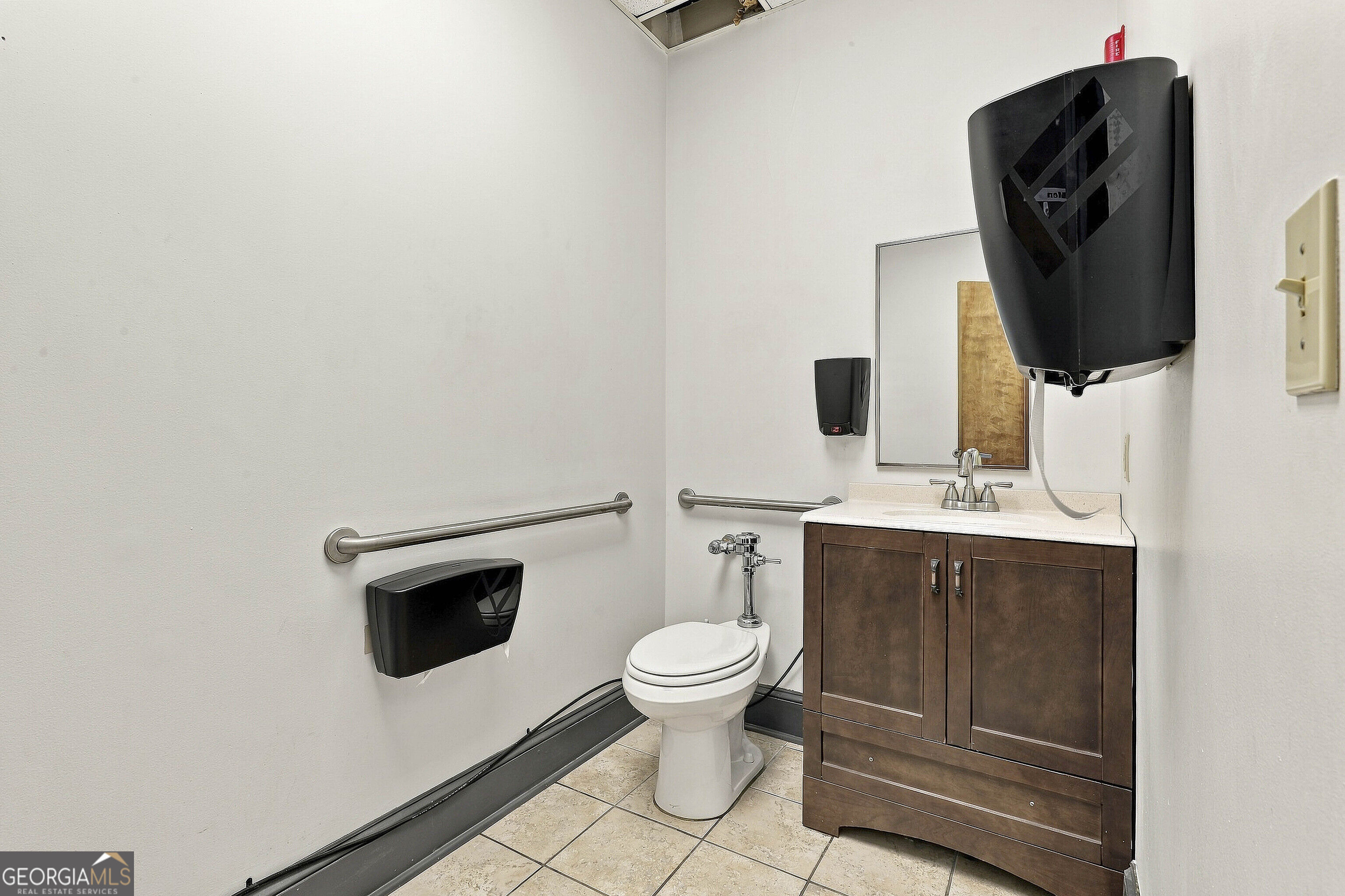 24 Amlajack Boulevard Property Photo 14