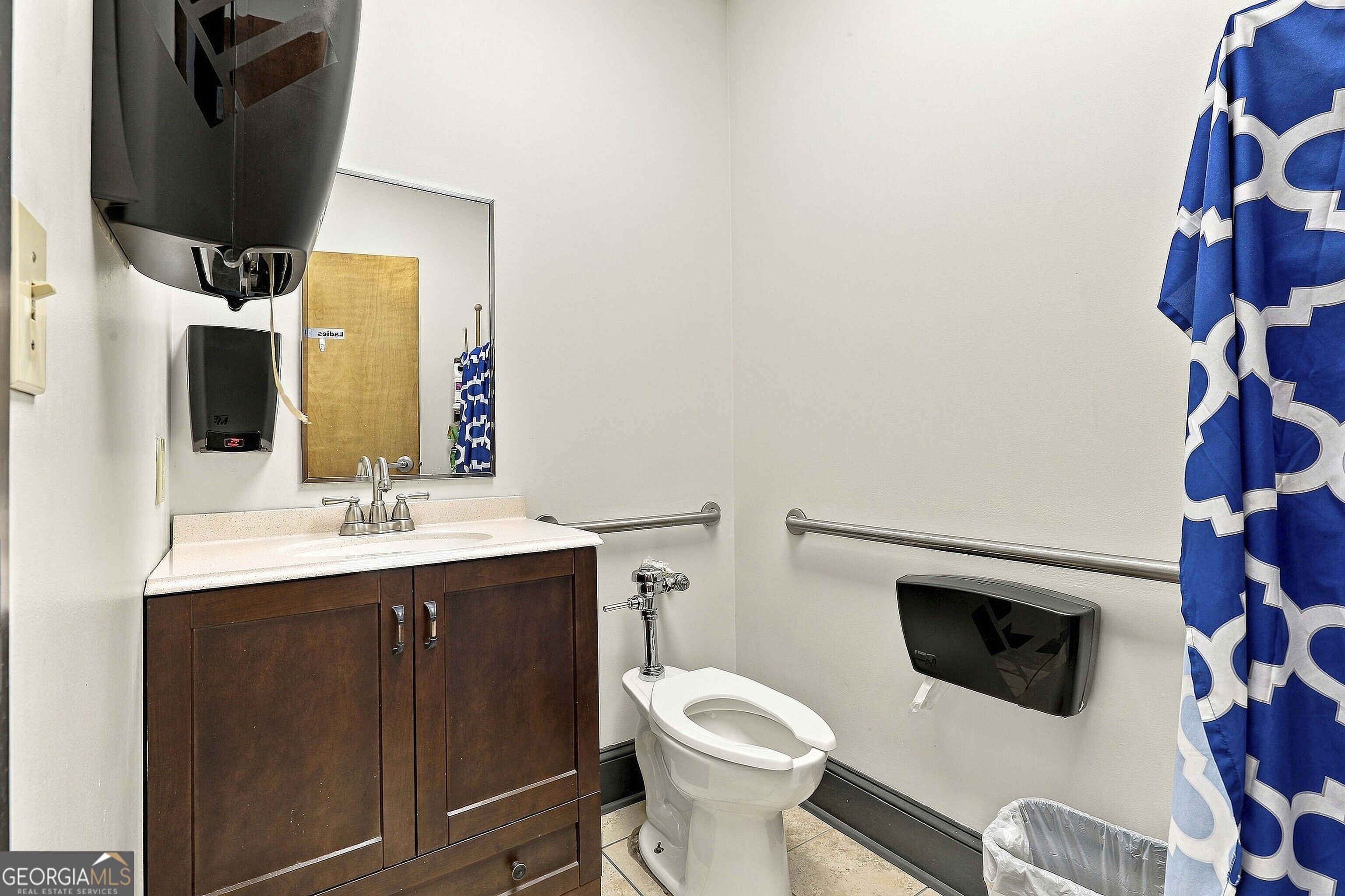 24 Amlajack Boulevard Property Photo 16