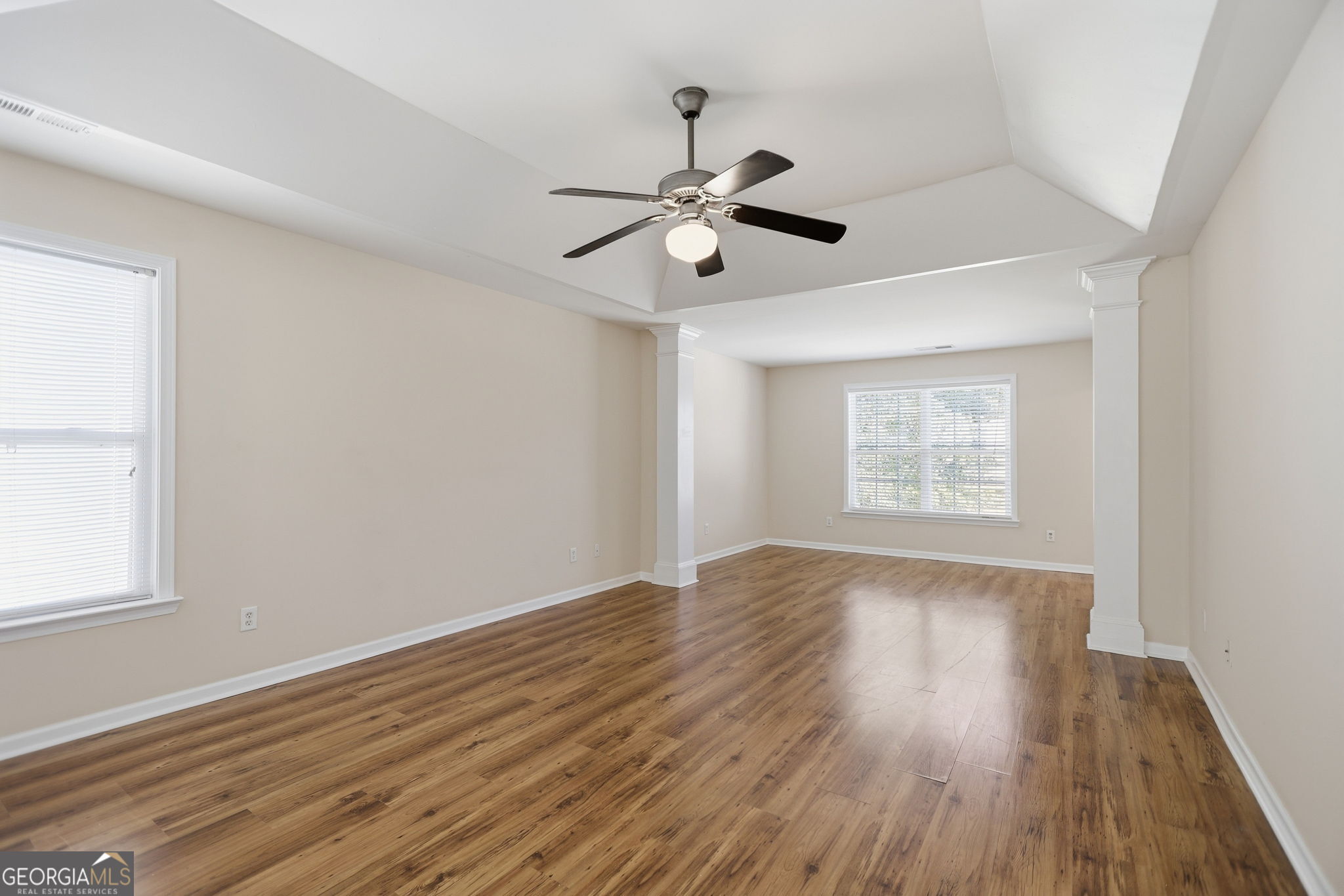 111 Carlisle Street Property Photo 23