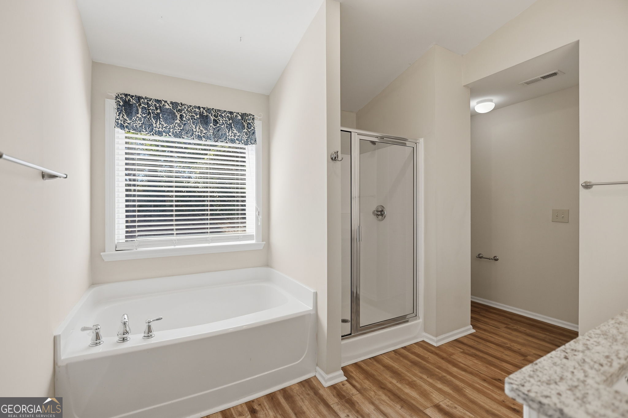 111 Carlisle Street Property Photo 28