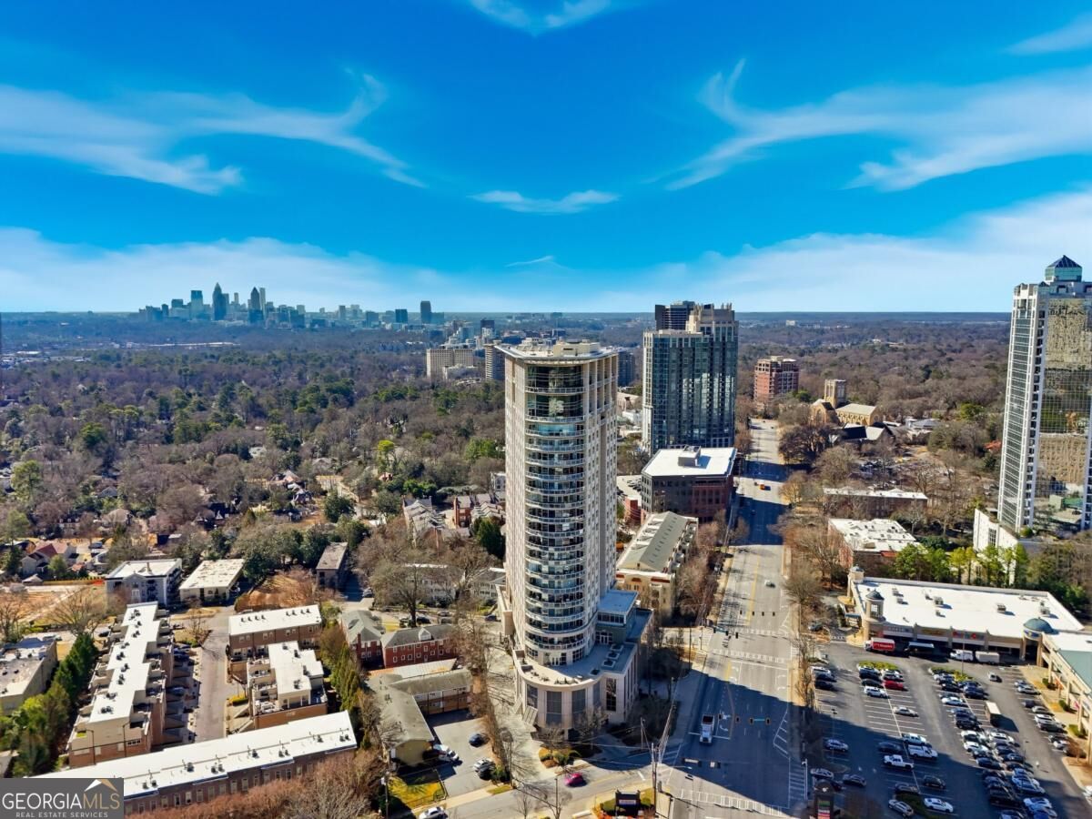 2881 Peachtree Road Ne # 902 Property Photo 1