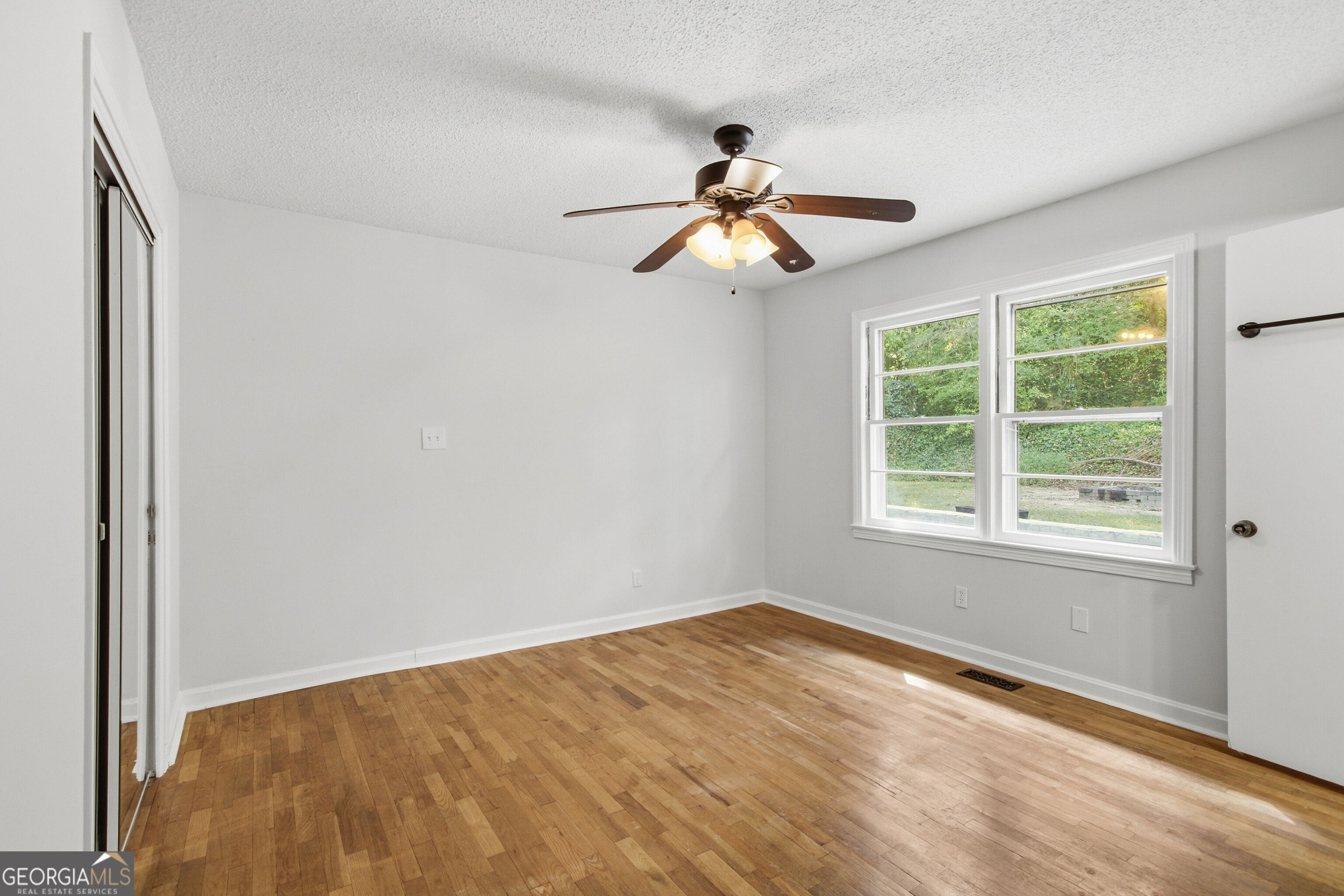 217 Victory Drive Property Photo 4