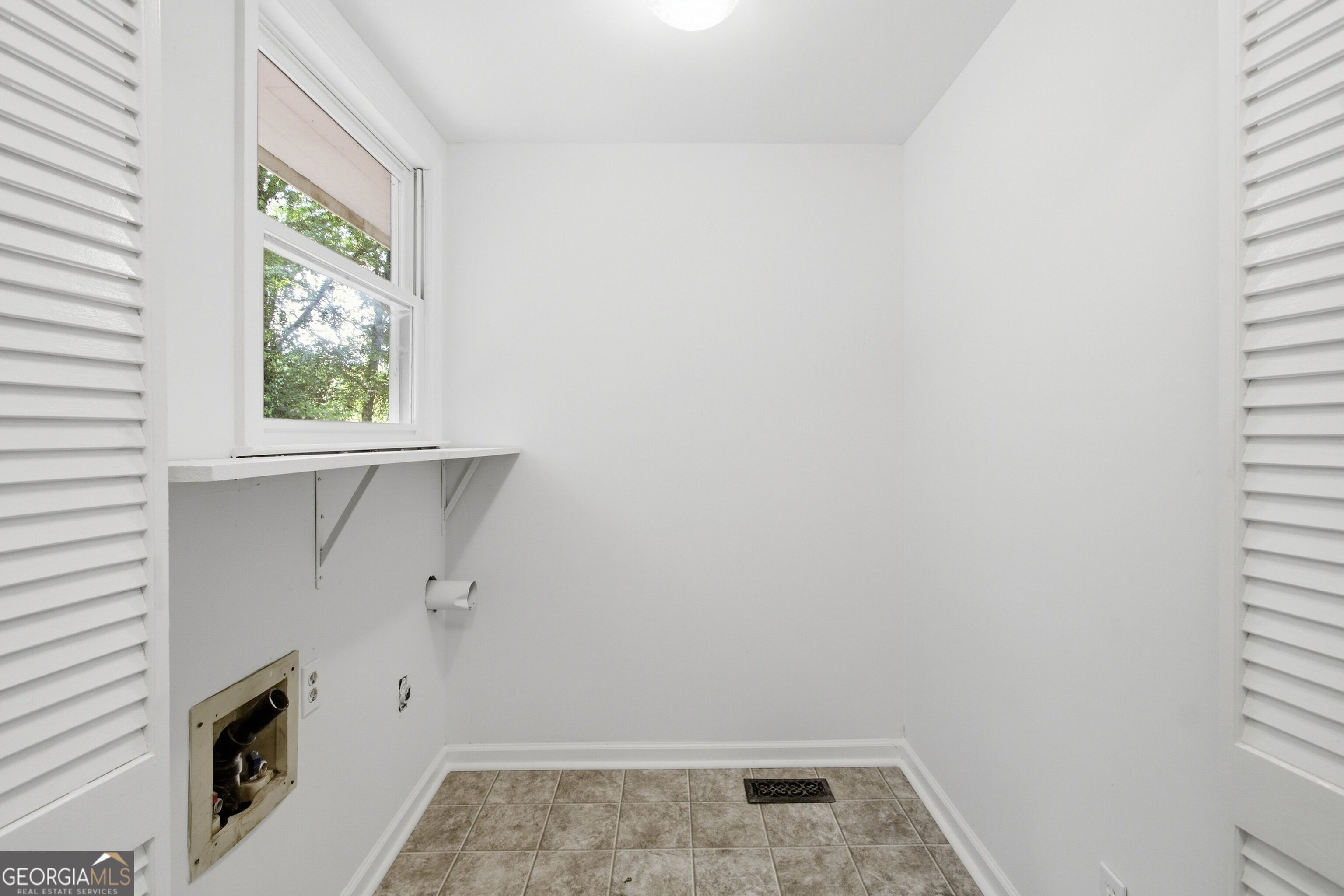 217 Victory Drive Property Photo 16
