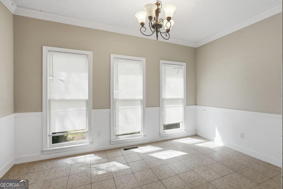 5300 Oglethorpe Court Property Photo 6