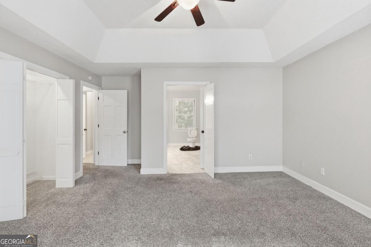5300 Oglethorpe Court Property Photo 10